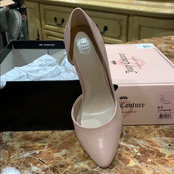 SHOES - Picture 3 of 4